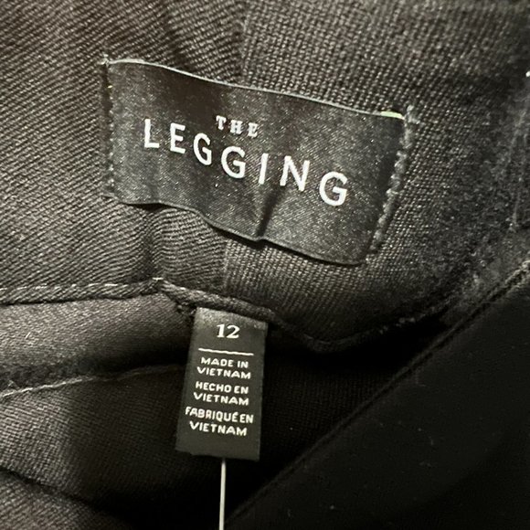 Zipper Silt Leggings - Picture 6 of 7